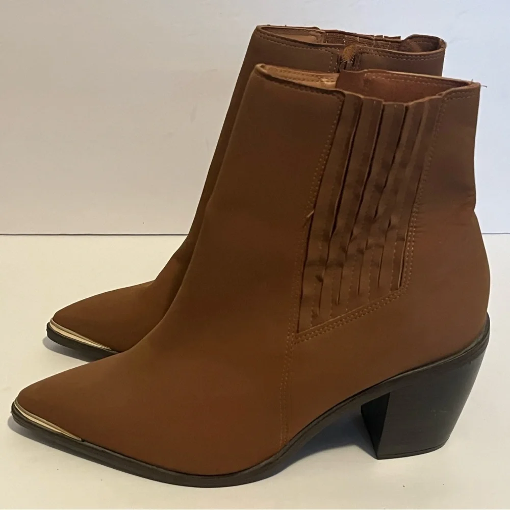 Vizzano Brazillian Footwear Pointed Toe Suede Chunky Heel Western Ankle Boots